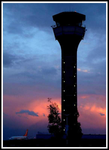 Air Traffic Control Towers Photo Gallery | AirportFreak™